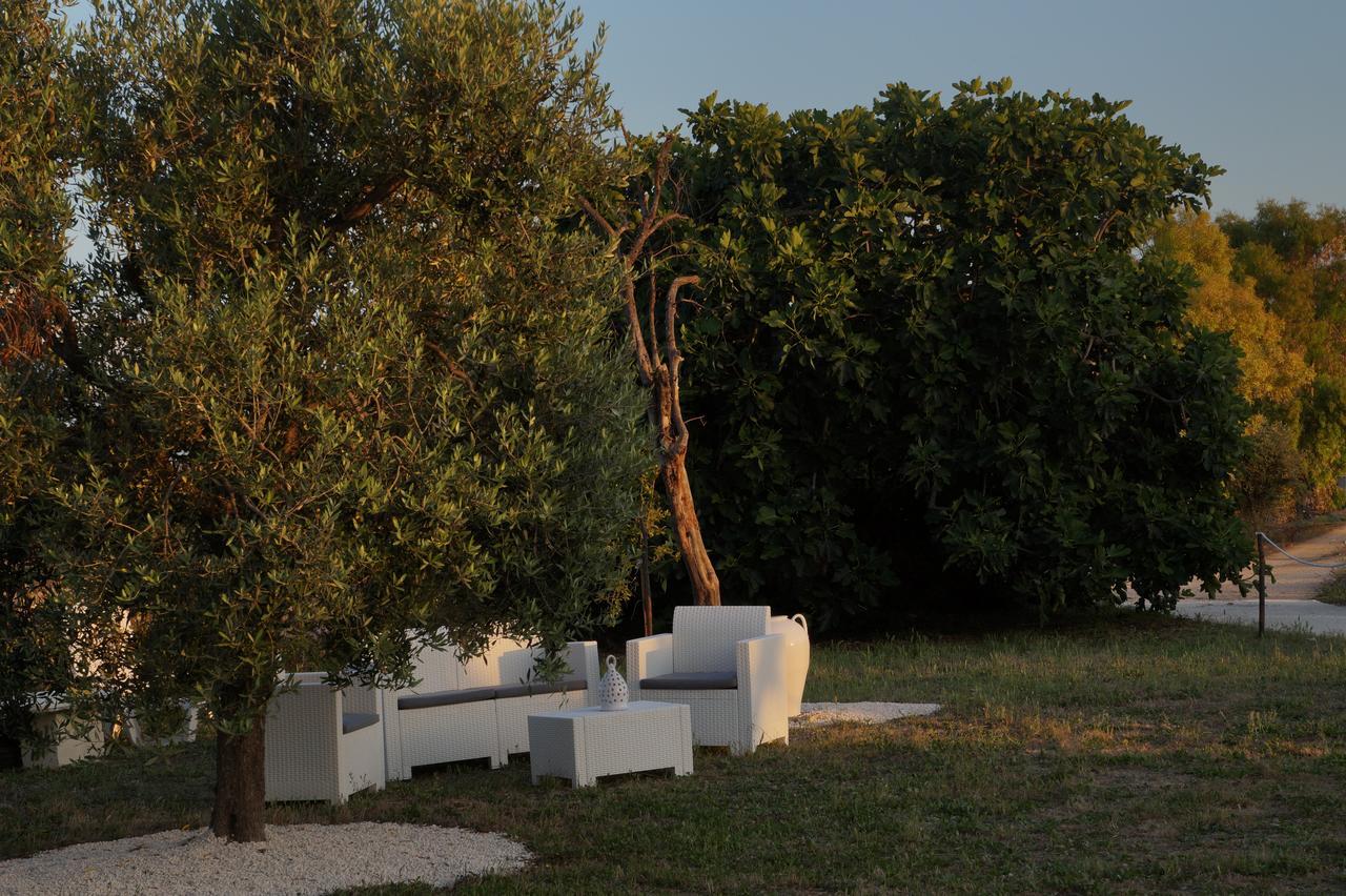 Masseria Di Benedetto Apartment Ostuni Bagian luar foto